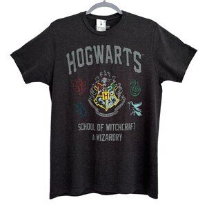 Warner Bros. Harry Potter School of Witchcraft Wizardry T-Shirt Medium NWT Tee